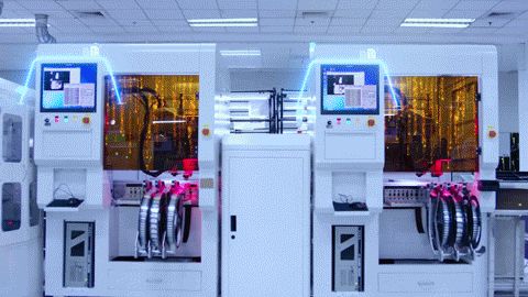 一臺(tái)手機(jī)是怎樣“智能”制造的？我們?nèi)ヂ?lián)想武漢工廠看了看——技術(shù)視角的深度解析